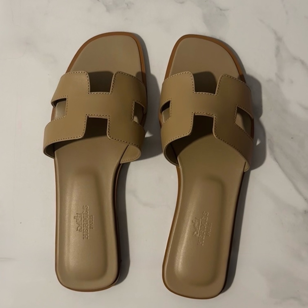 Hermes Oran Leather Sandal Color Beige Lin